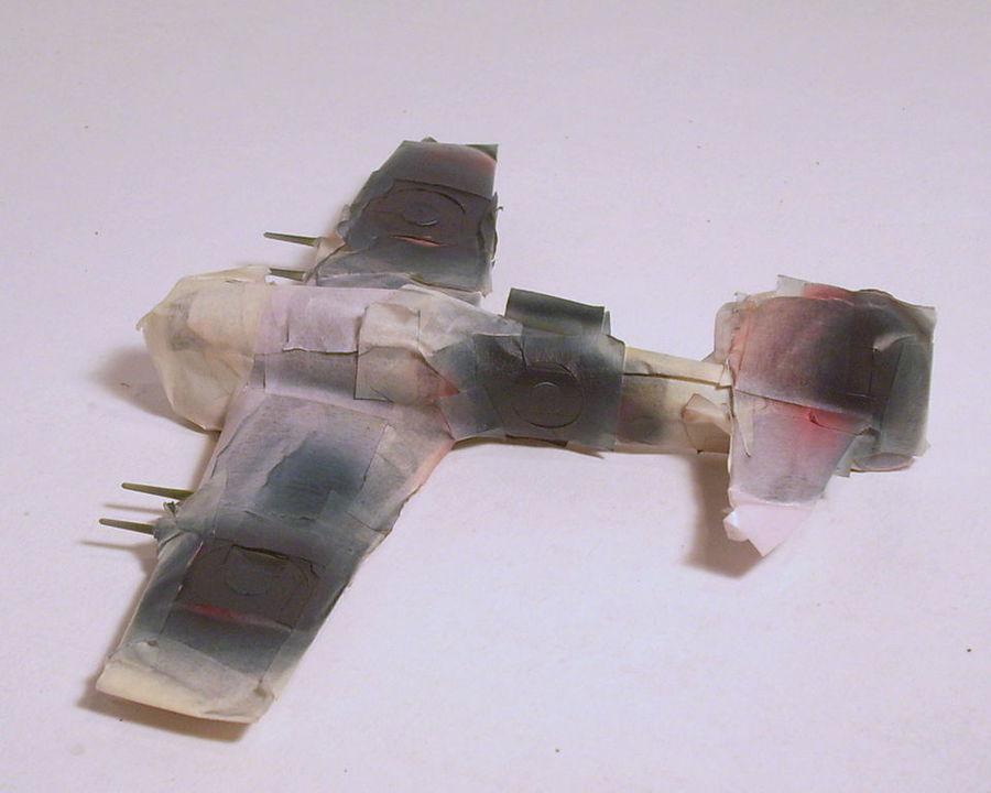 Hawker Typhoon 010 (colorazione insegne 4 blu 2)