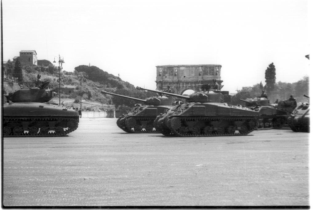 04M-042.jpg