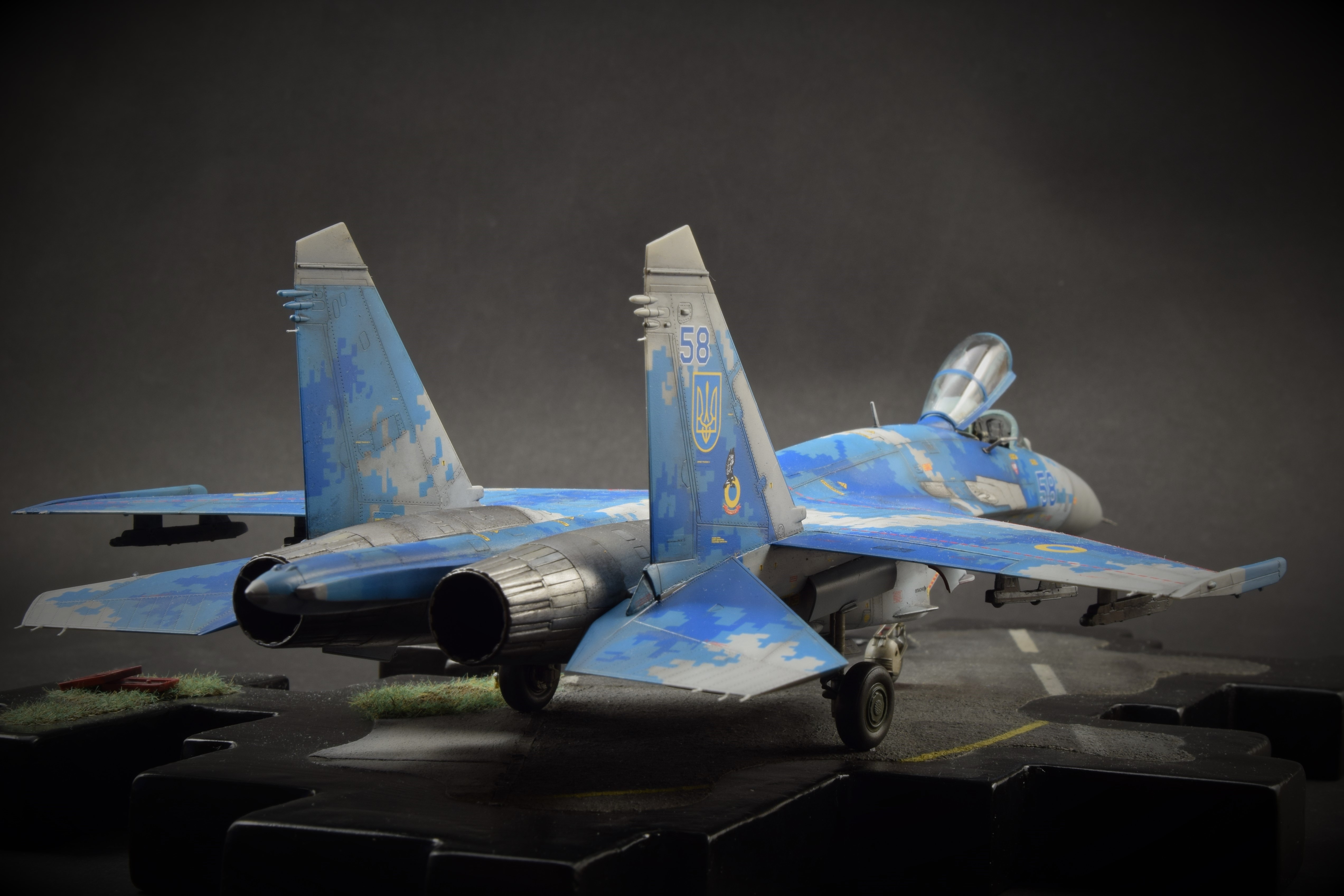 Su 27 Ukraine - Finito 8