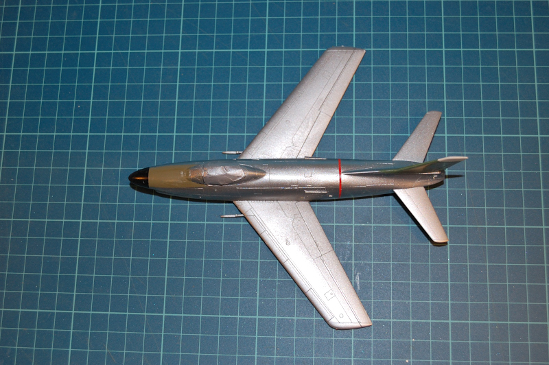 f-86D042