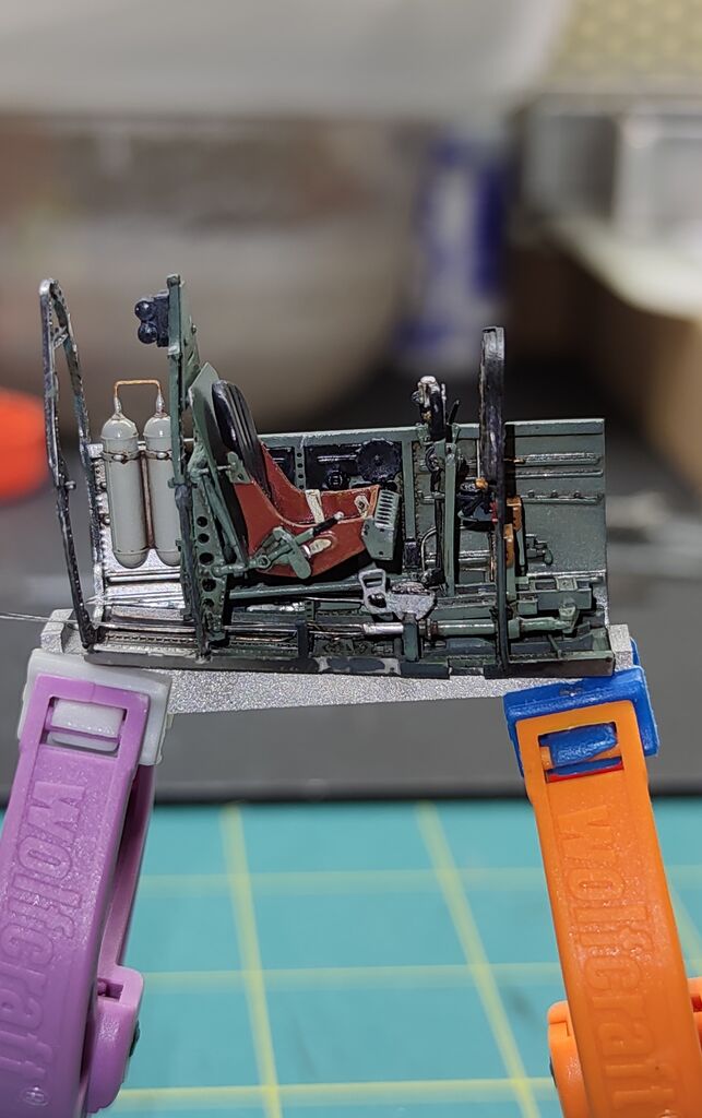 066-Cockpit brassin 7