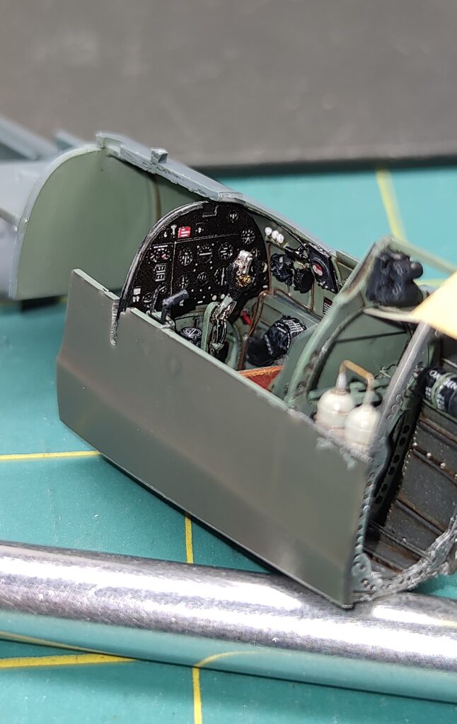 069-Cockpit pronto 1