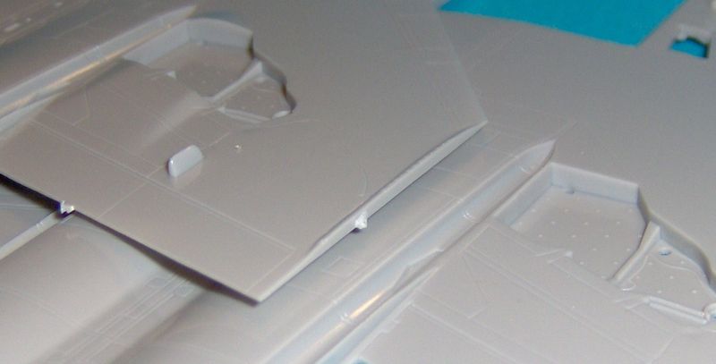F4 004