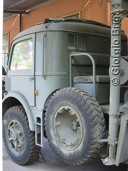 spadvq41r-0010.jpg