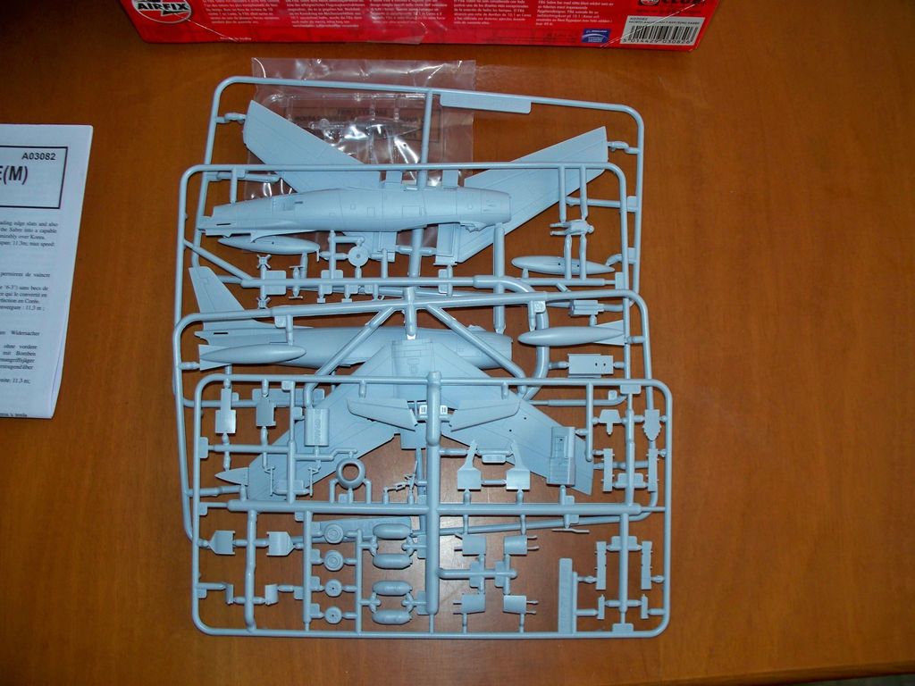 F86_Sabre_Airfix_2