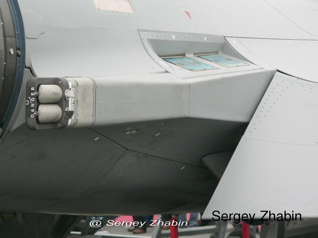 145.jpg