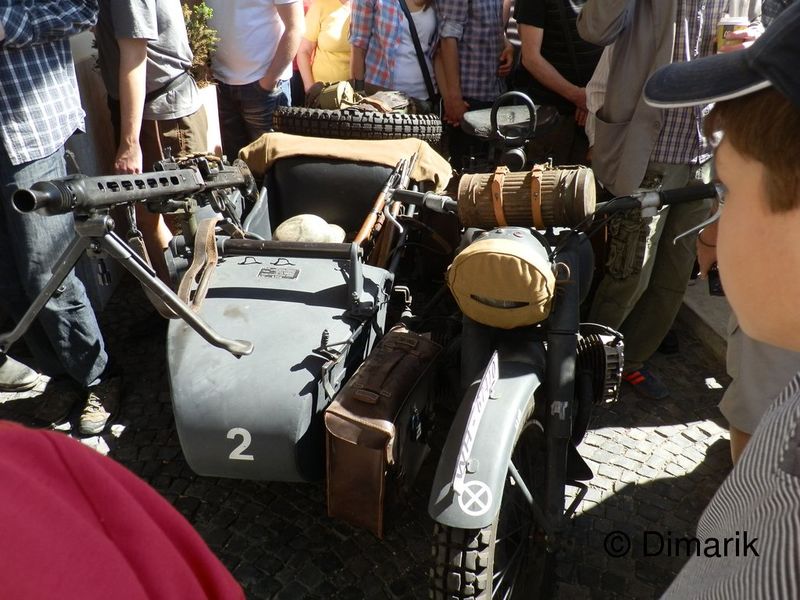 484.jpg