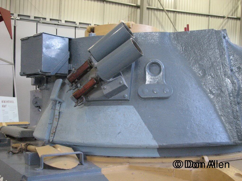 944.jpg