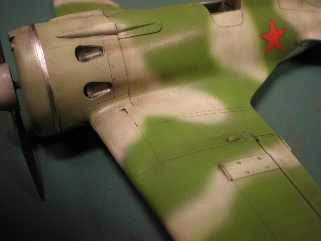 [Eduard] Polikarpov I-16 Type 29 mosca/rata  1/48 Main.php?g2_view=core