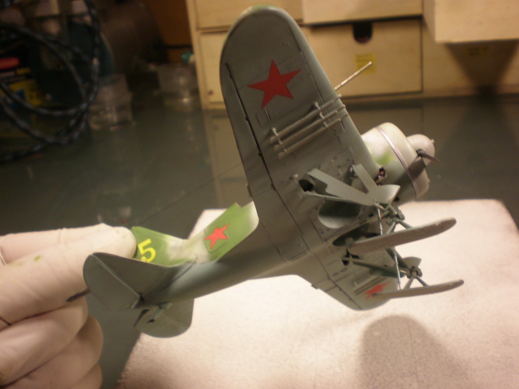 [Eduard] Polikarpov I-16 Type 29 mosca/rata  1/48 Main.php?g2_view=core