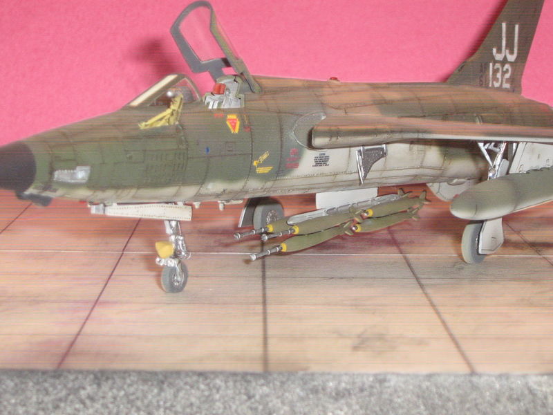 F 105 D 20 - RE Thunderchief_26