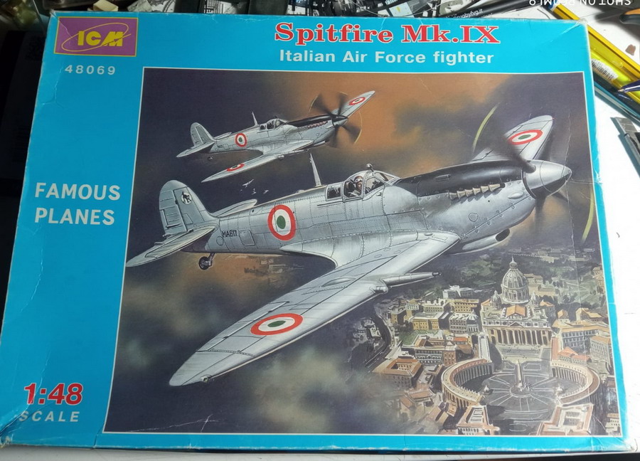 Spitfire PR IX (1)