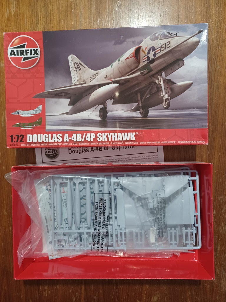 A-4B_01