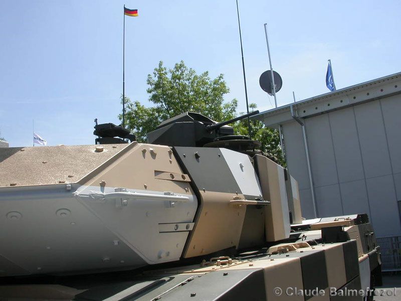 Leopard-2-PSO-(14).jpg