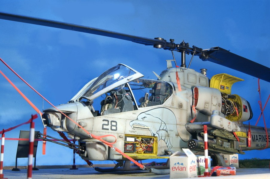AH-1W
