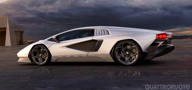 2021-Lamborghini-Countach-LPi-800-4-03