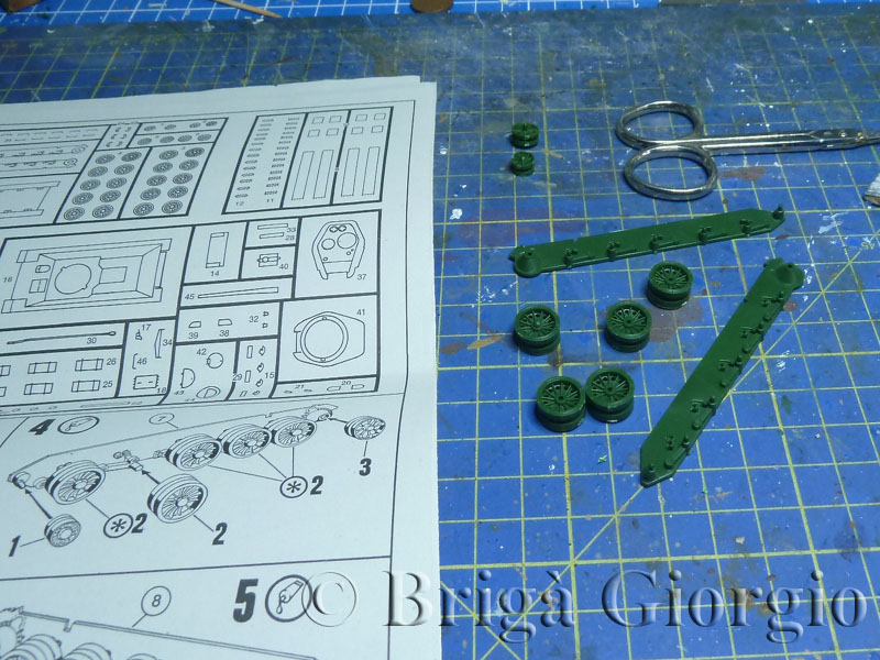 T 34/85 Revell/72 - 95th Tank Brigade 9th Tank Corps Berlin 1945 Main.php?g2_view=core