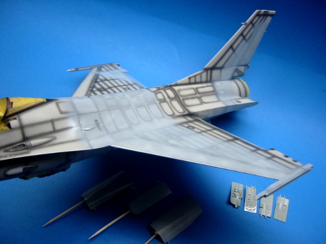 F-16 (6025)