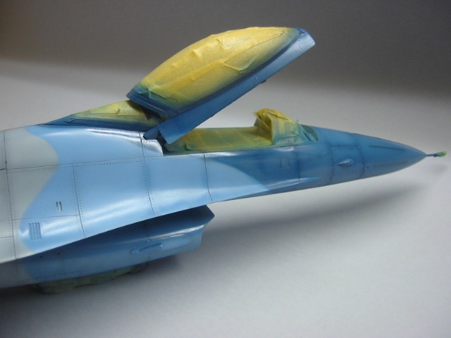 F-16 (6042)