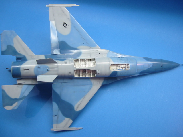 F-16 (6049)