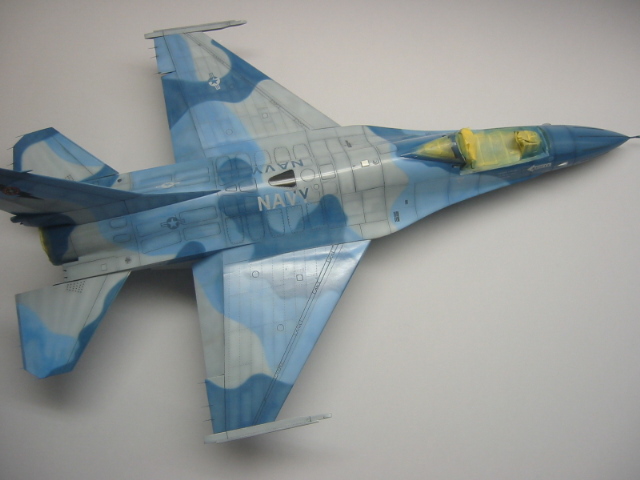F-16 (6072)