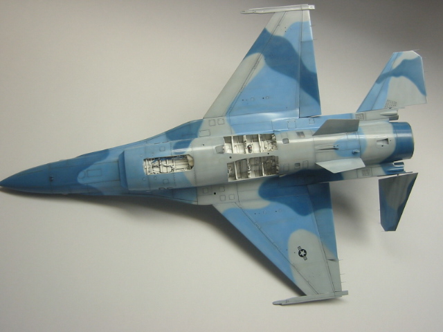 F-16 (6074)