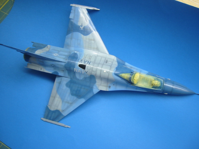 F-16 (6079)