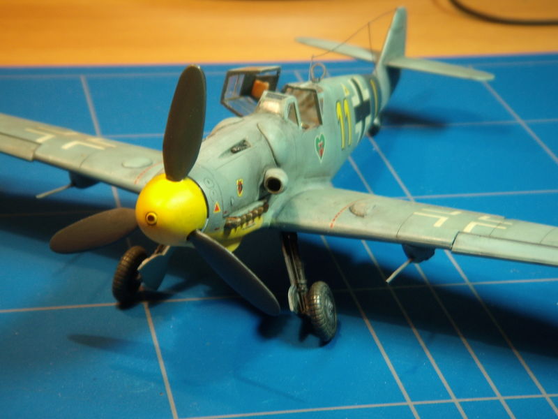 Bf109  colorazione finita 14-9-2008 006