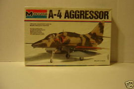 Campagna M+ 2010 - Vintage - A-4 E/F Skyhawk - Monogram 1/48